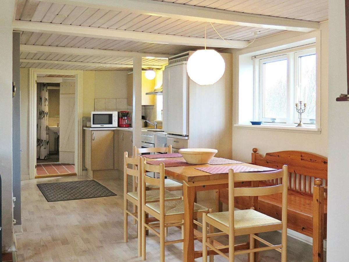 4 Person Holiday Home In Lemvig Trans 客房 照片